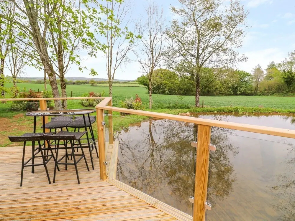 21 Meadow Retreat