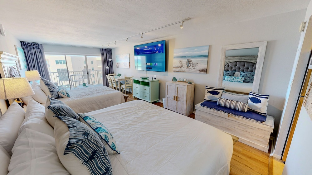 Islander Beach Resort 705 Condo