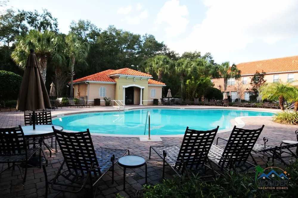 4 Bd Sleeps 10 w Gameroom Close to Disney 5147