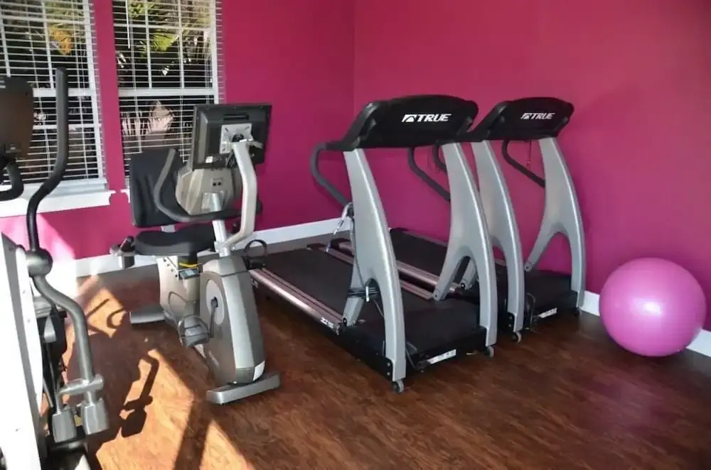 Lucaya 4 Bedrooms 4 Baths Townhome, Spacious Living Room