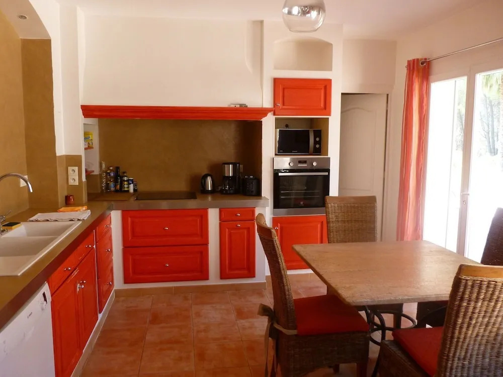Villa Eléonore - plage à pied vue mer piscine sans vis-à-vis jardin 3600m² - Ted Home