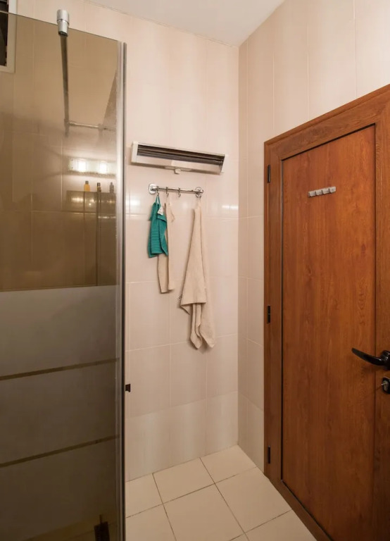 FM Luxury 2-BDR Apartment - Rocky House