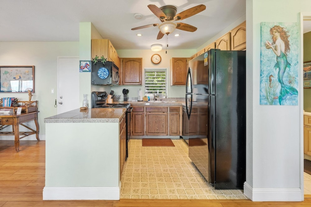 Big Island Keauhou Akahi #311 1 Bedroom Home