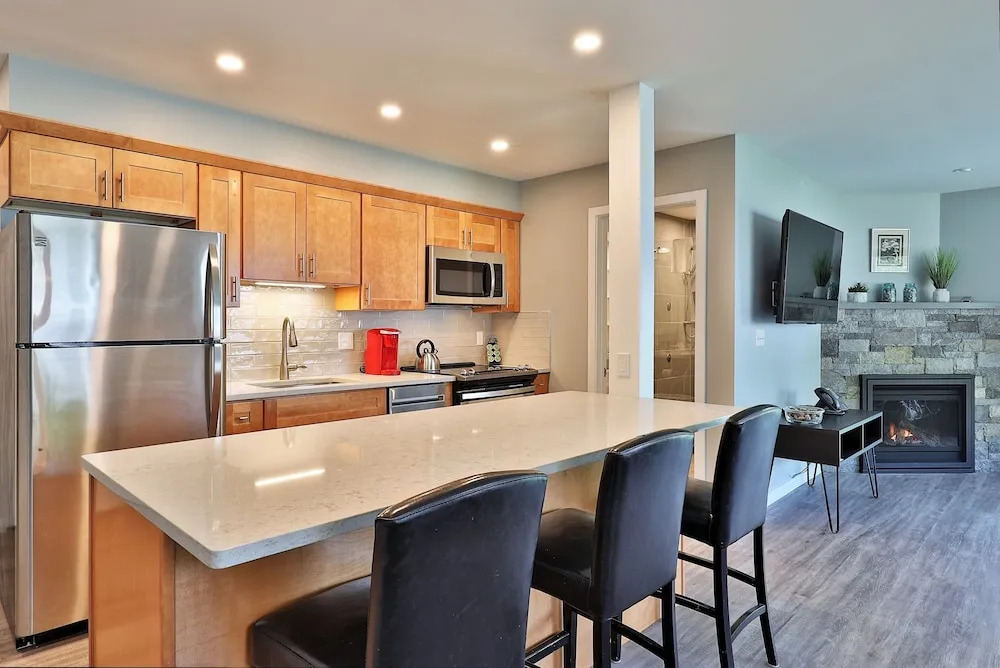 Kcis 632 - Beautiful Renovated Condo in Killington. Pool