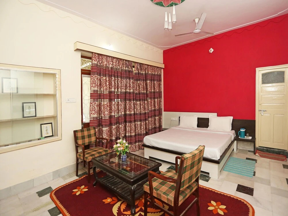 OYO 9776 Home Near Bohra Ganesh Temple