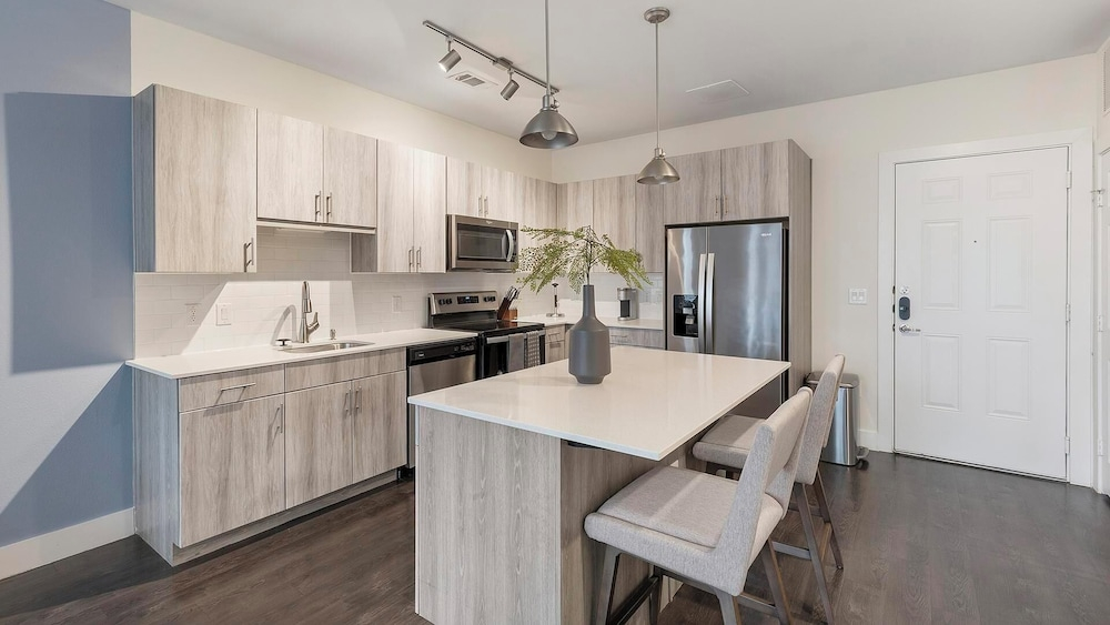 Landing Apartments Fort Worth Near Historic Southside