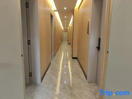 Haiyue Hotel (Lancang Huimin Town)