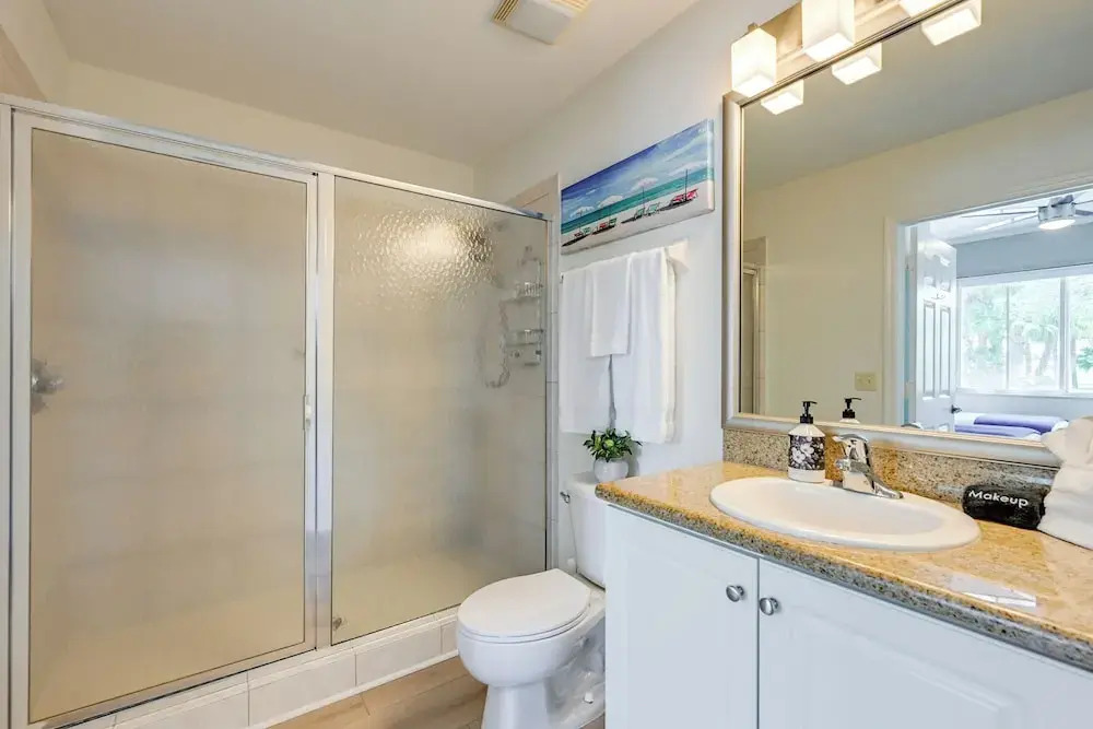 Newly Updated Golf Villa w/ Free Golf May-oct