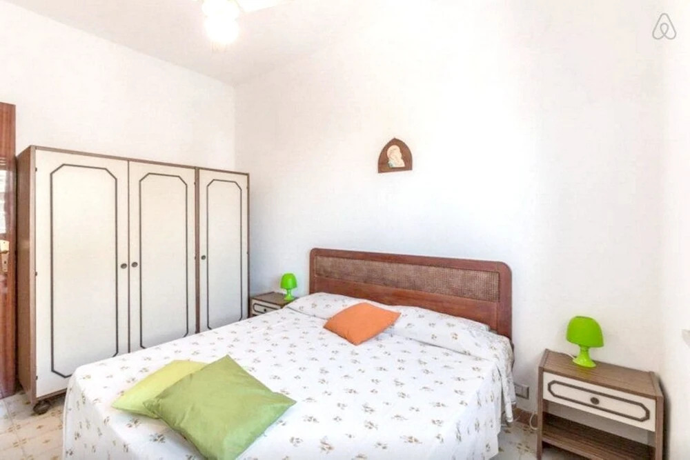 Apartment via valverde 1