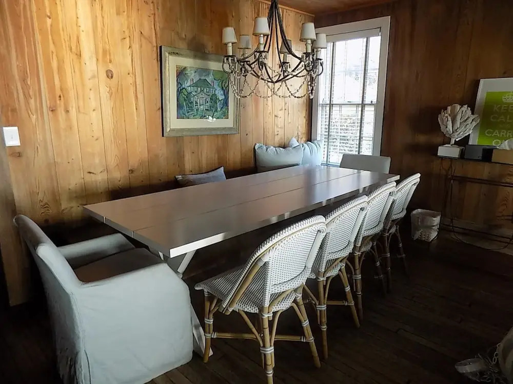 Delta House - 6 Br Home