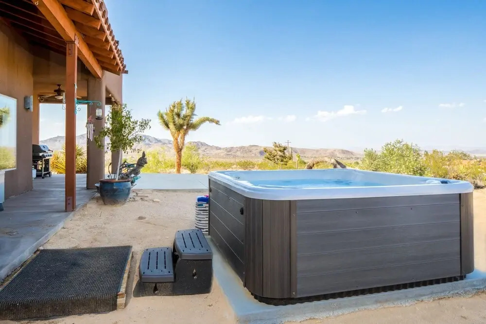 Horizon House Hot Tub, Fire Pit & Bbq Adobe In Jt 4 Bedroom Home by RedAwning