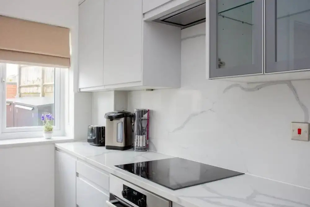 Bright 1 Bedroom Apartment in West London
