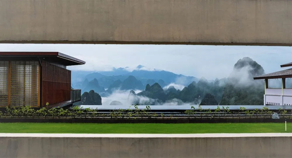 Misty Wonderland ,Yangshuo Xingping