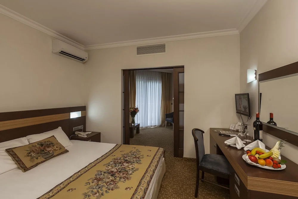 Perre La Mer Hotel Resort & Spa