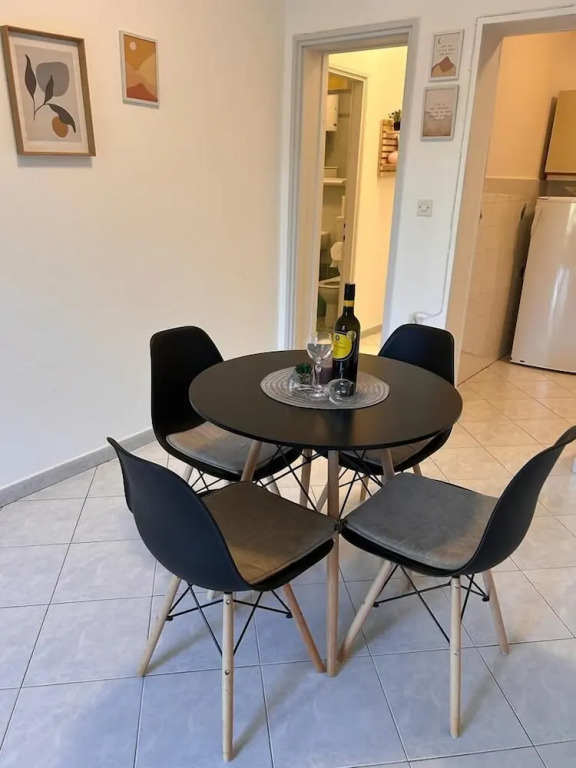 Apartment 650