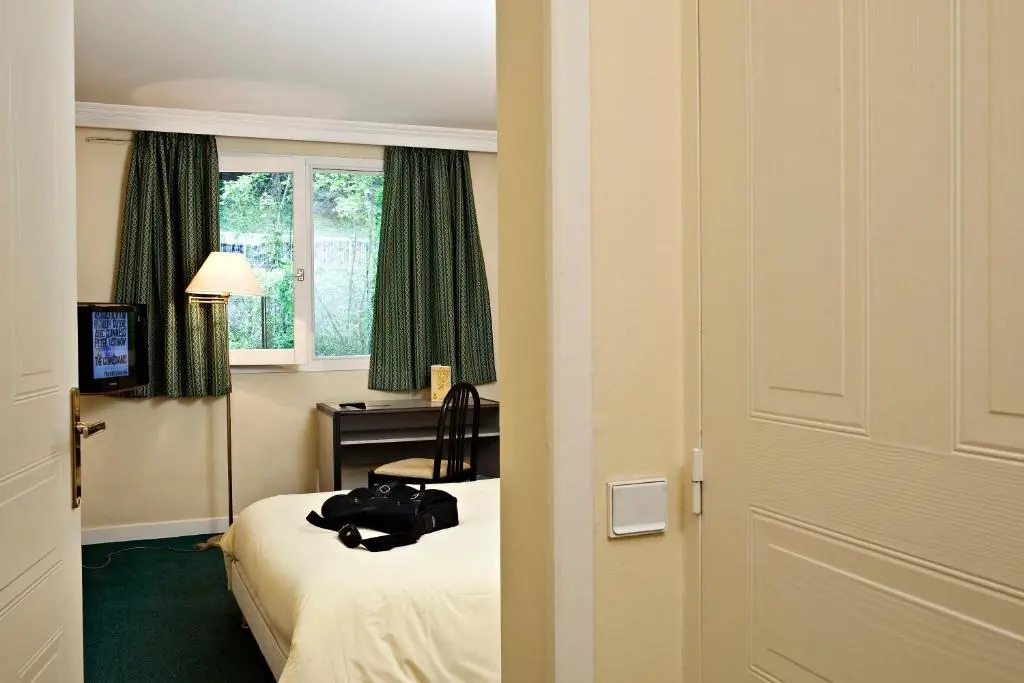Hotel Athena