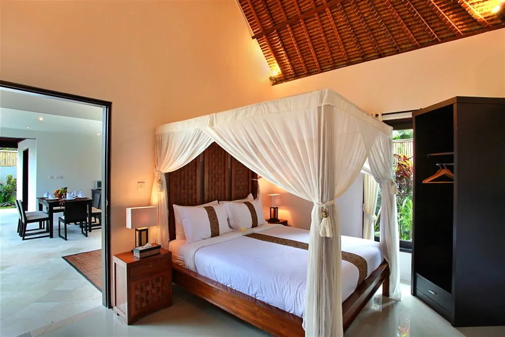 Villa Biru - 500m Batubelig beach