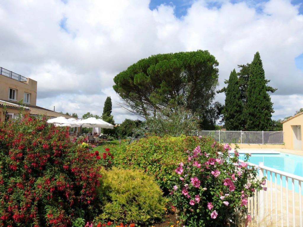 Logis LE RABELAIS Hôtel- Restaurant - SPA