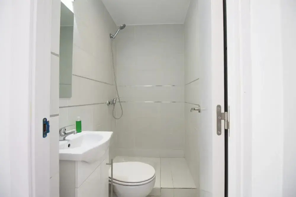 Dúplex con cama de Matrimonio y Sofá Cama A/C y WiFi SANB5