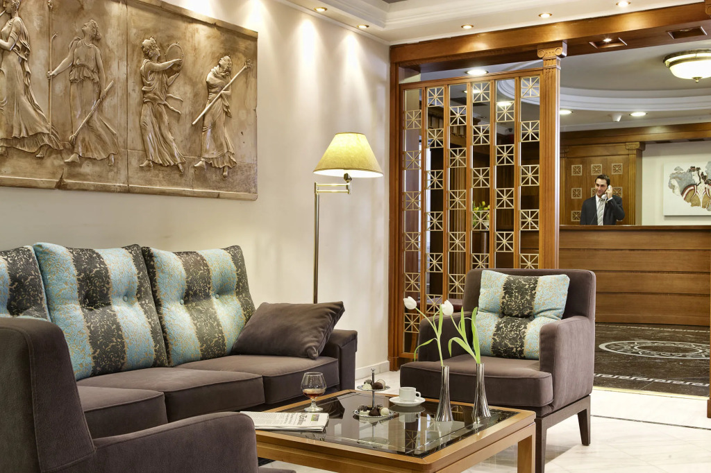 Ava Hotel and Suites