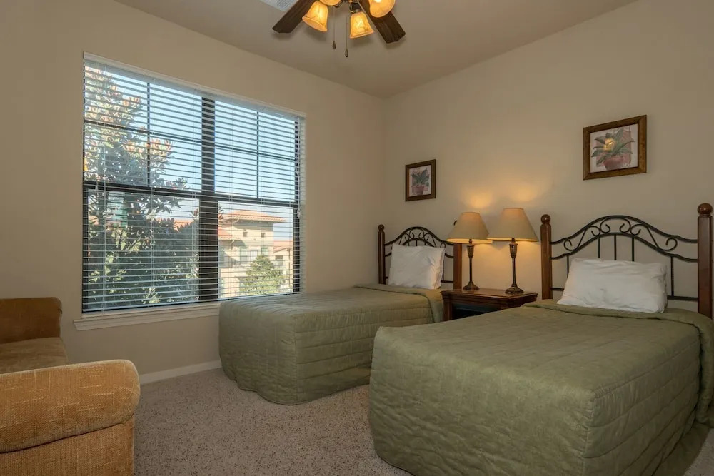 BP835CP Bella Piazza - Four Bedroom Condo