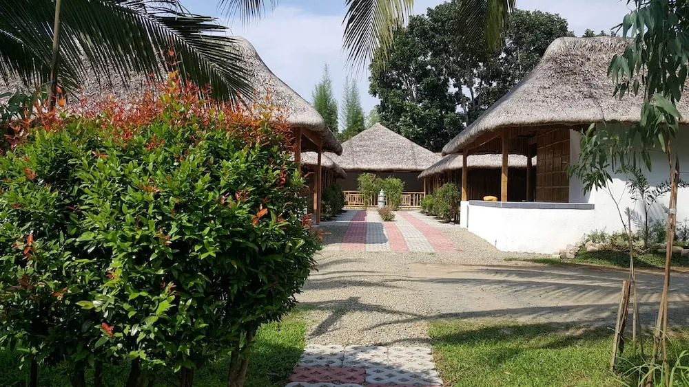 Phil Oasis Hotel & Resort