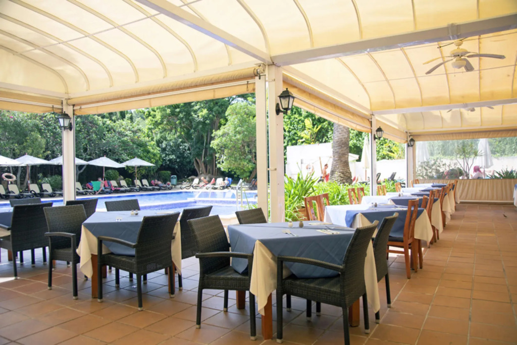 Hotel ROC Oberoy