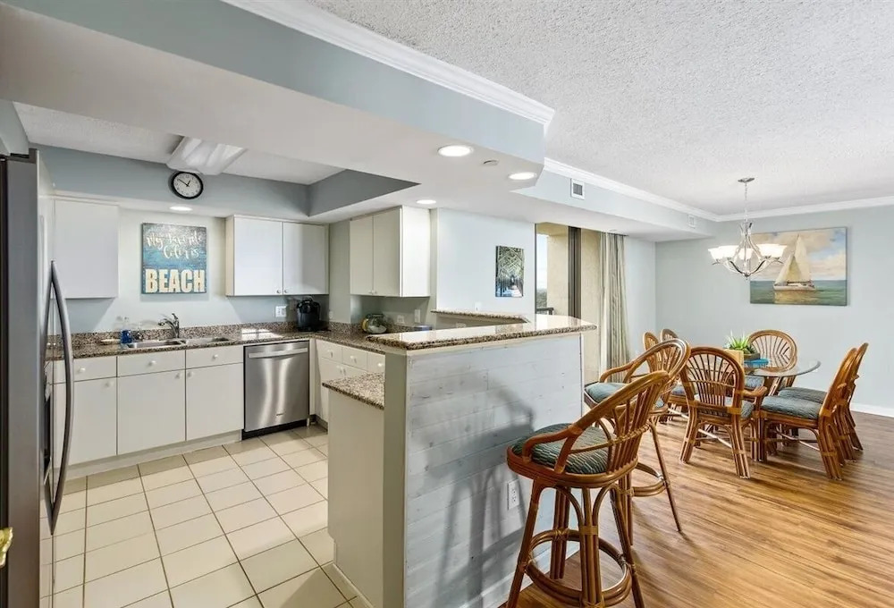 Brighton Tower 1909 3br 3ba Oceanfront 3 Bedroom Condo by RedAwning