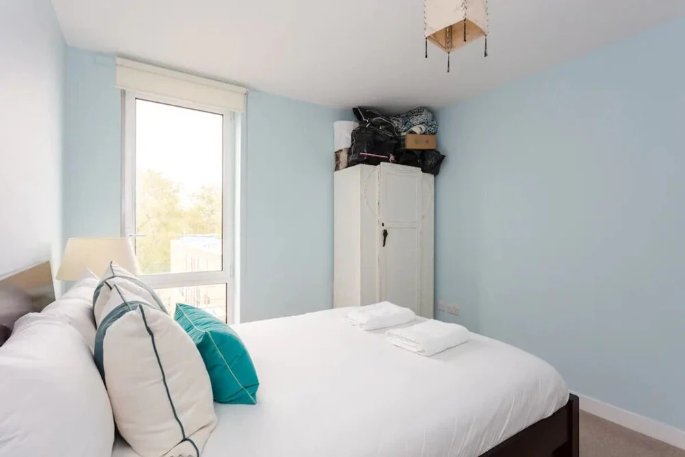 Eclectic 2 Bedroom Apartment in Shoreditch With a Balcony