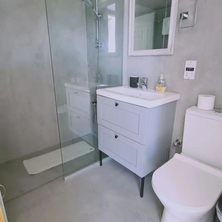 16 PRO - Stay Elias Garden Apartment