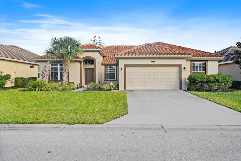 4096 Oaktree Drive