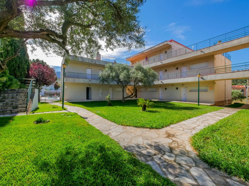 Rescator Resort 322 in Roses