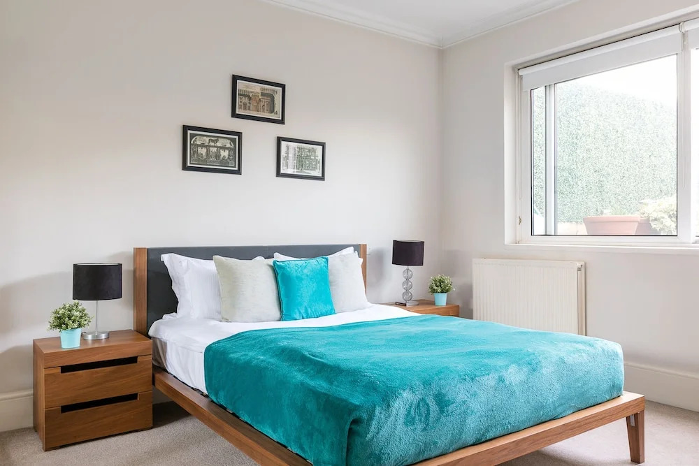 Exclusive Balcony Relax 2 bed Hyde Park Living