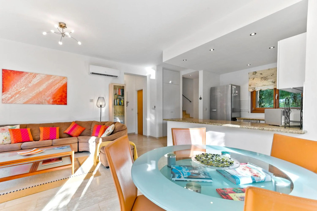 2 bedroom Villa Loukia with private pool and gardens, Aphrodite Hills Resort