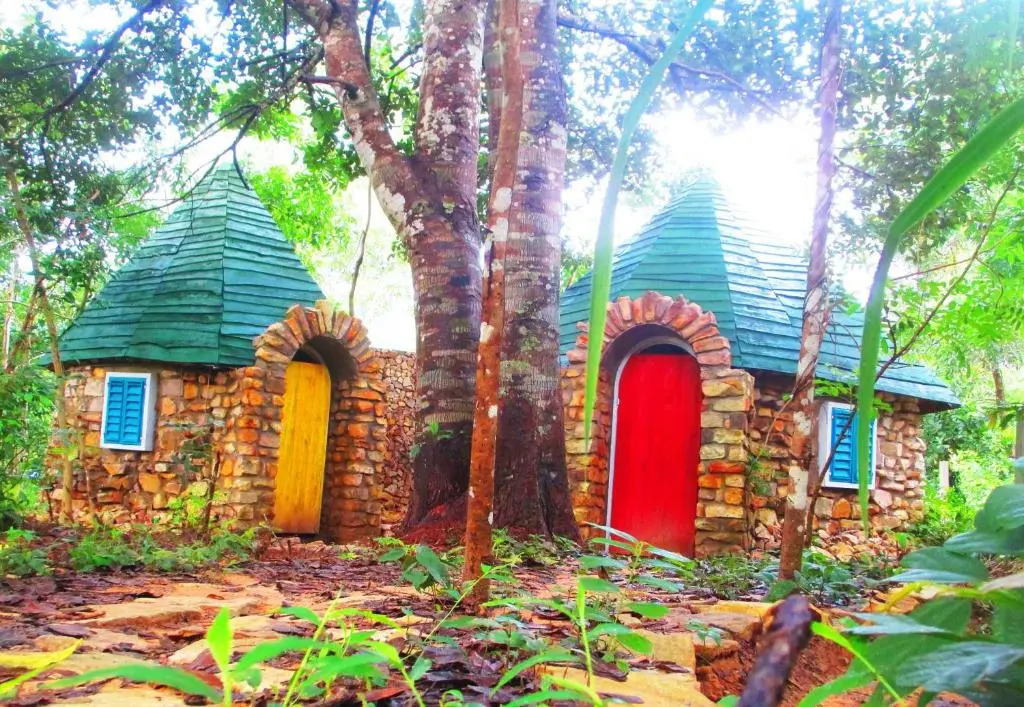 Phu Nam House - Resort