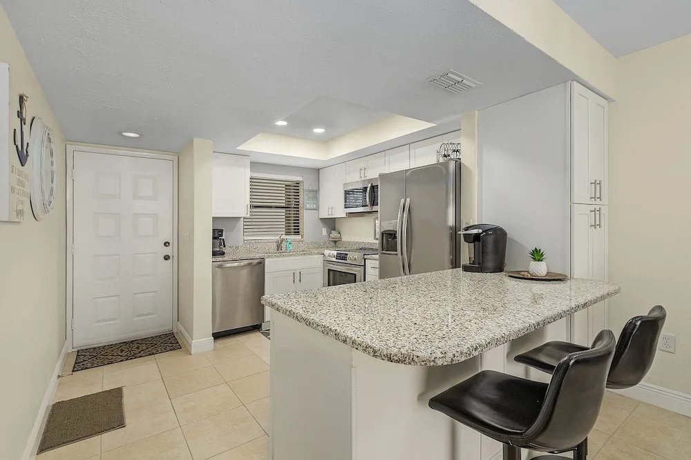 Estero Cove 523 - Beautifully Updated!! 2 Bedroom Condo by RedAwning