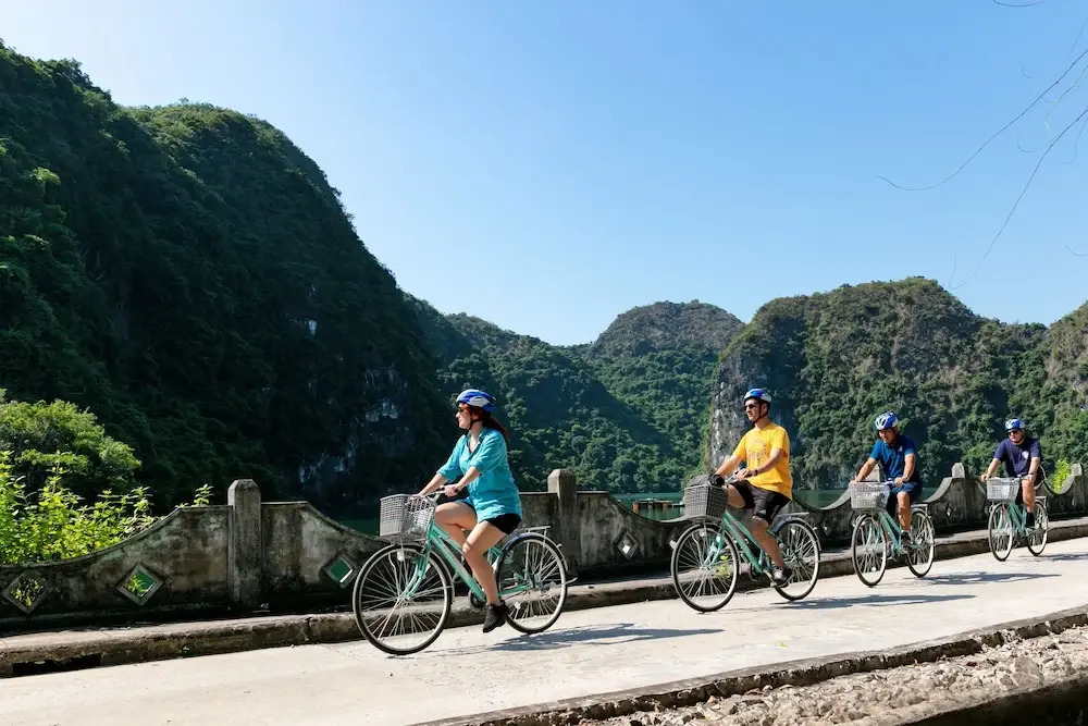 Indochine Lan Ha Bay