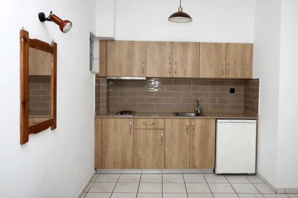 Iraklis Studios & Apartments