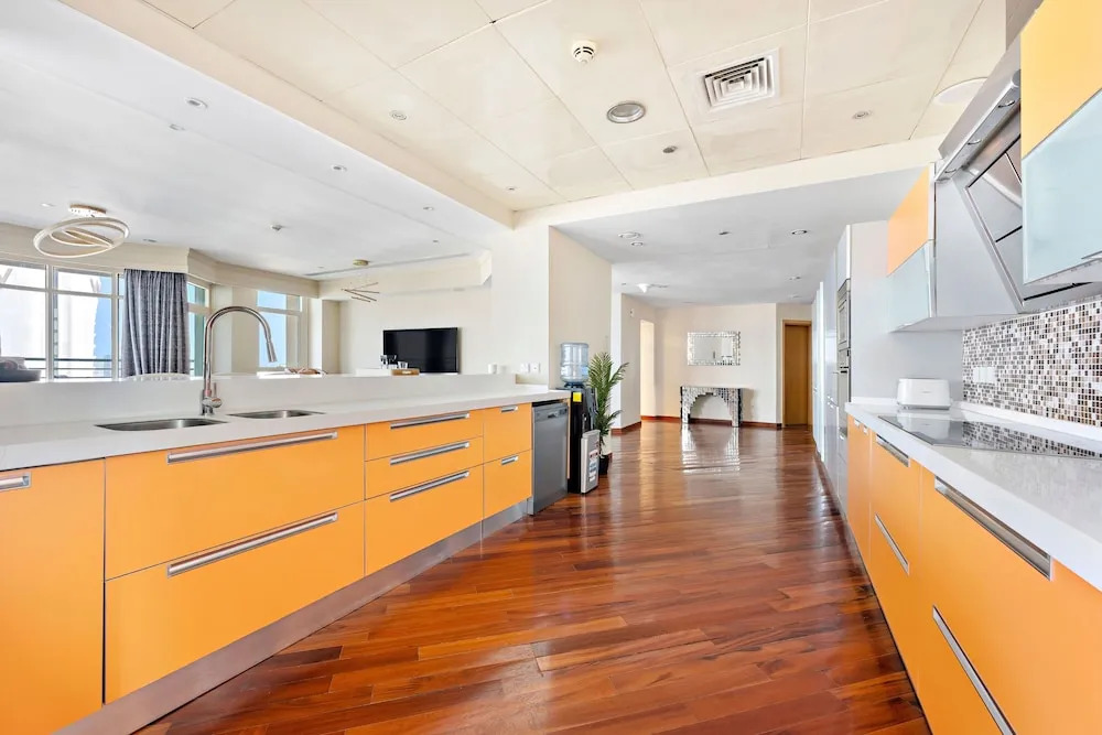 Spectacular 180 Degree Seaview 3 Bedrooms Listing By Owner