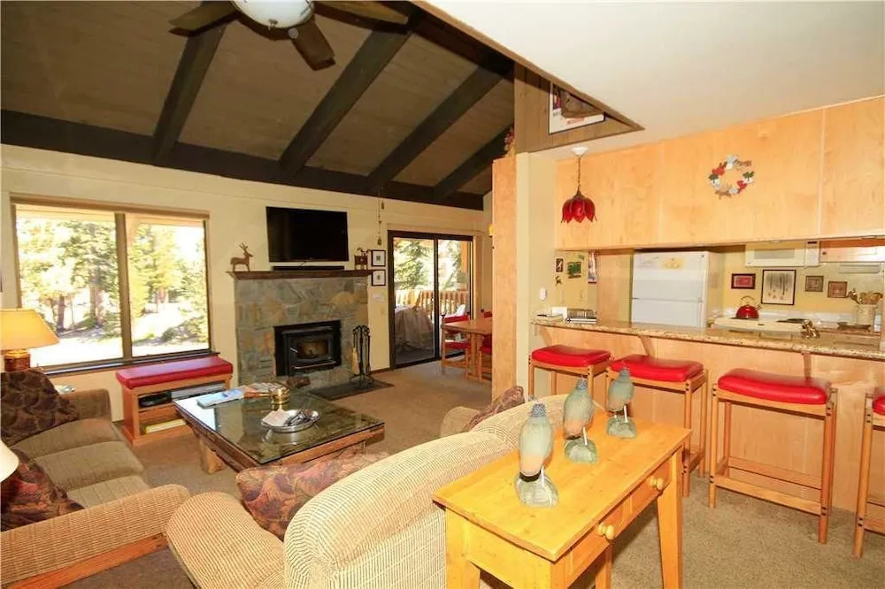 Discovery 4 142 Loft