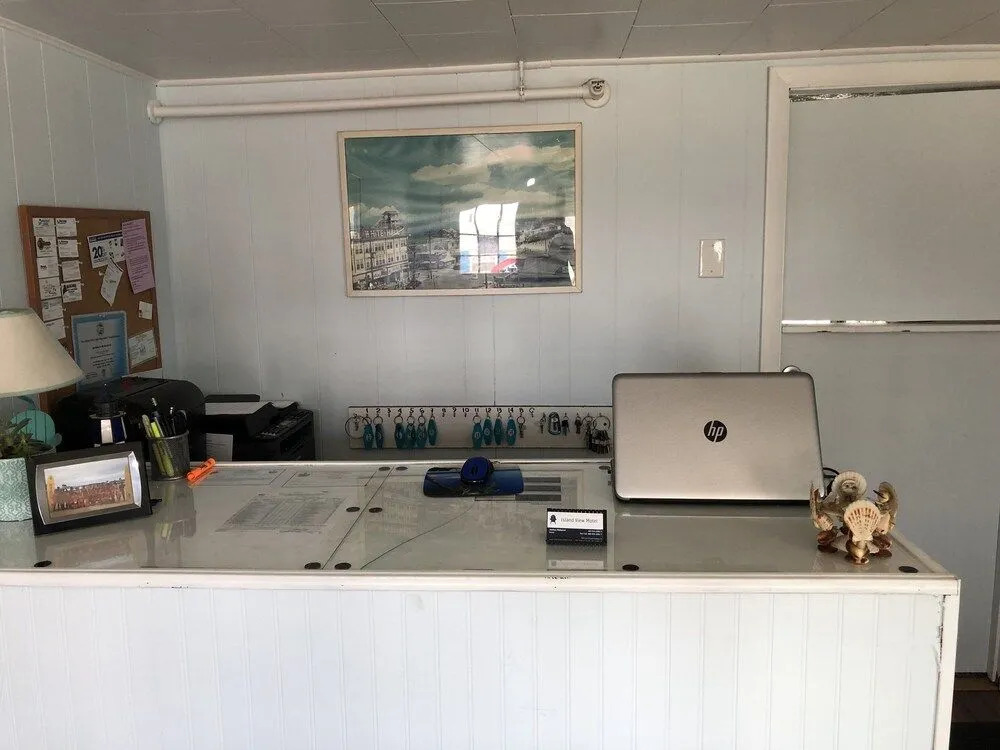 Island View Motel