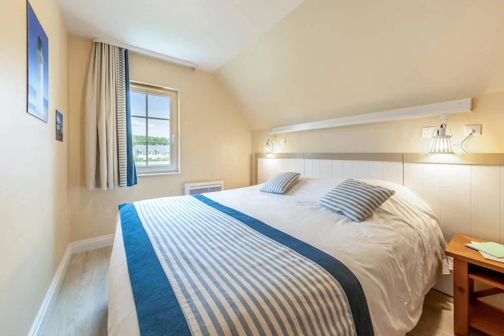 2-bedroom Beach Cottage