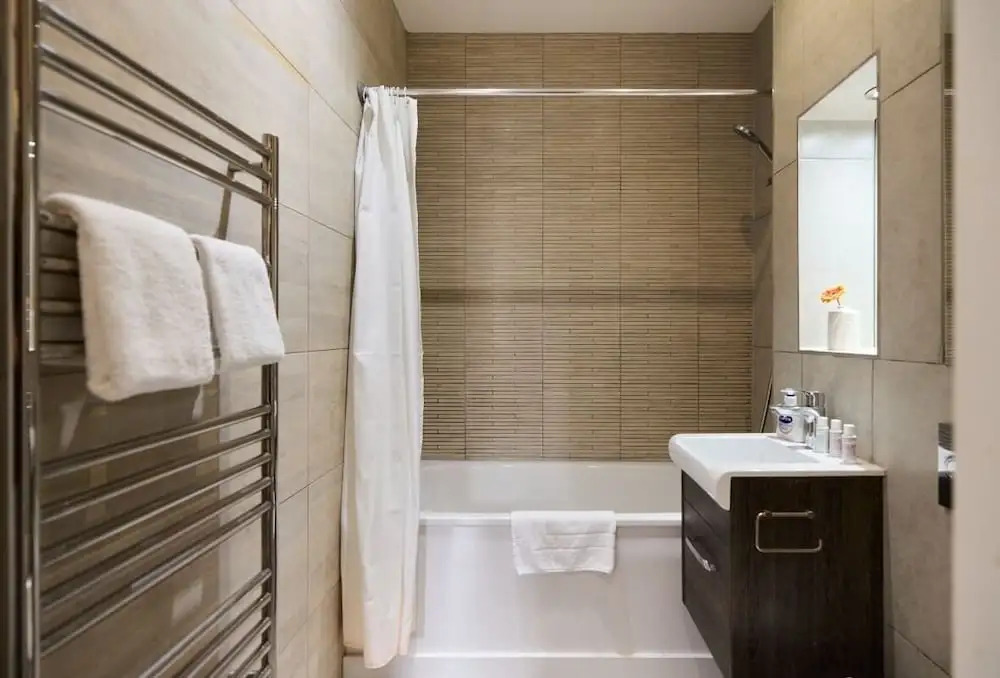 The Harlesden Breakout - Glamorous 2bdr Flat
