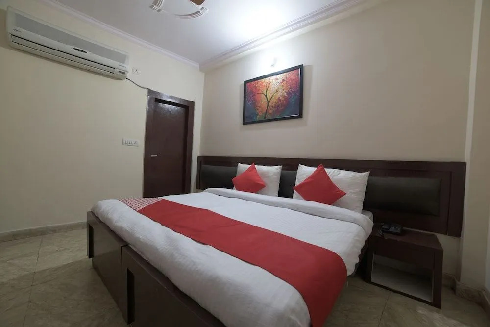 Oyo 28266 Travel Inn