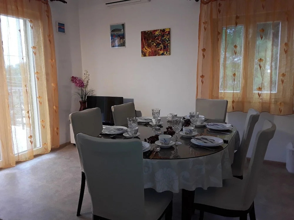 Villa Volga / Apartment Three Bedrooms