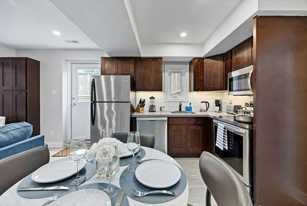 Casa Hotel Stylish Modern Family Suite w Patio
