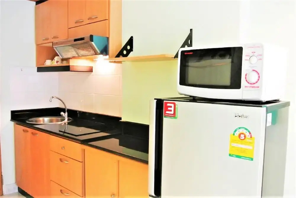 View Talay 1B Apartments