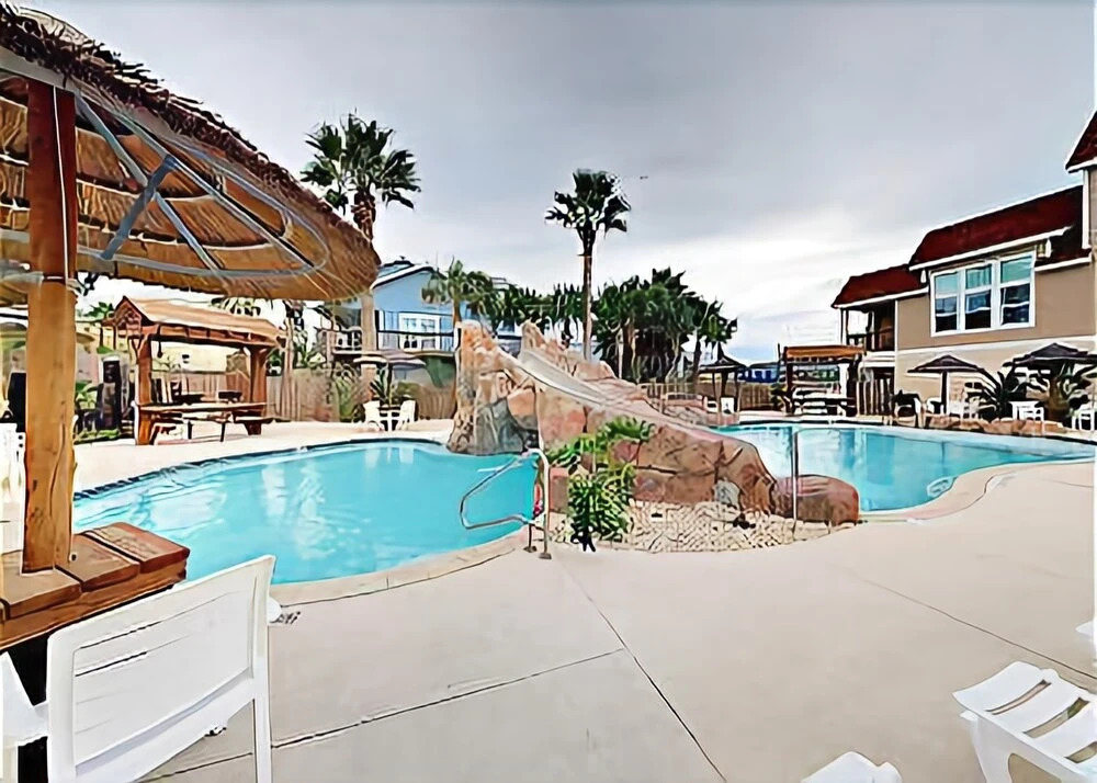 Beachside Getaway - 3 Br Condo