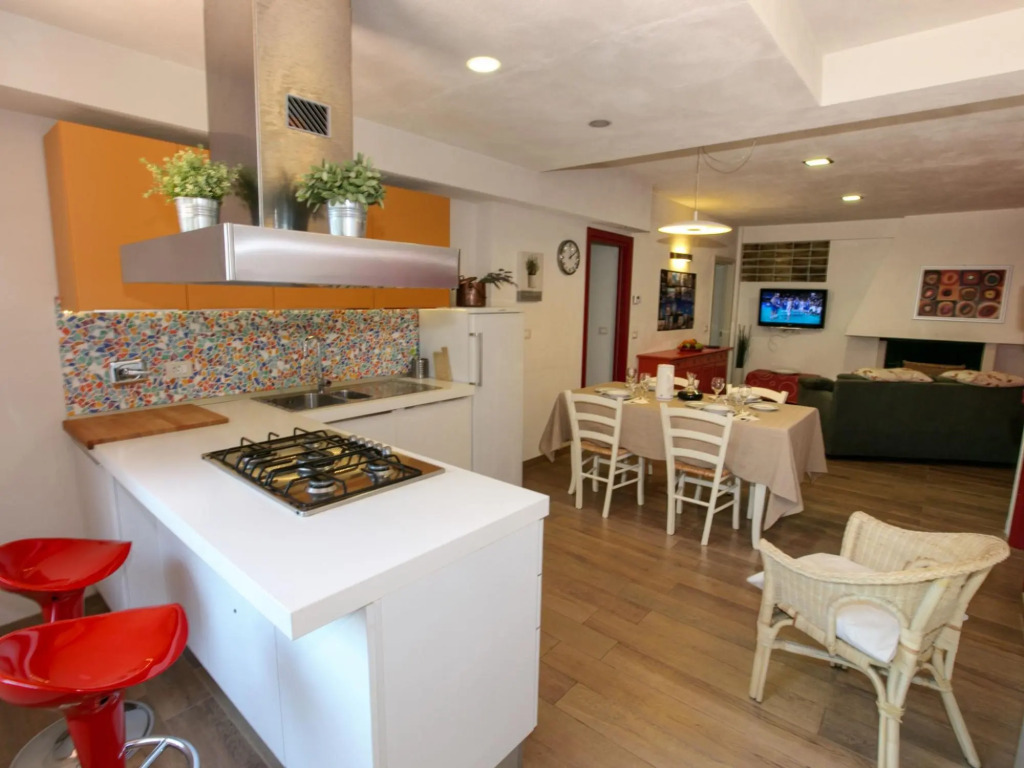 Mansion in San Valentino with Pool