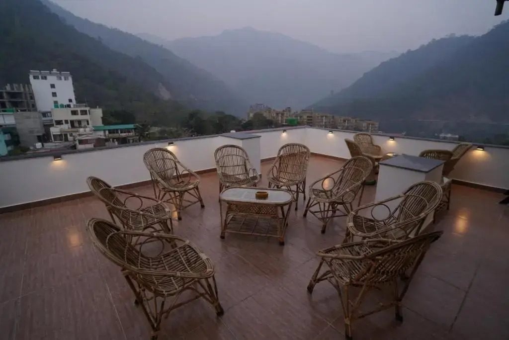 Joeys Hostel Rishikesh